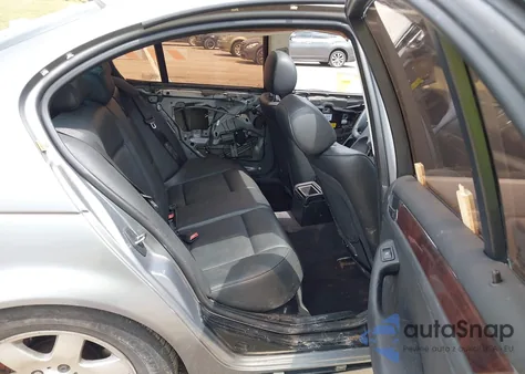 2005 BMW 325I from USA, damaged, VIN WBAEV33465KN98644